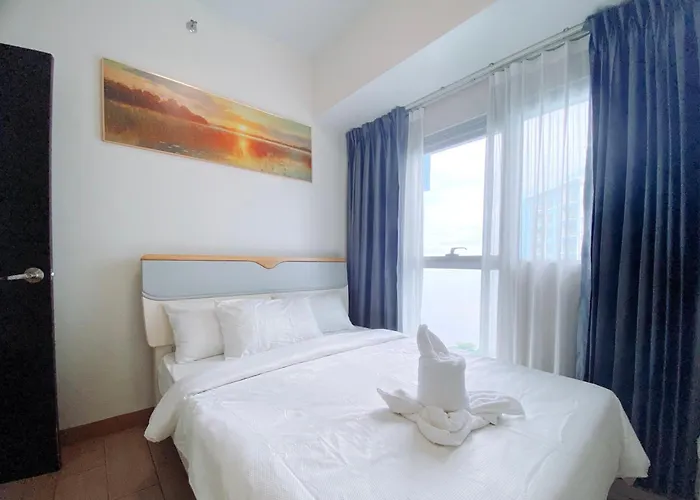 120 Sqm Modern 3bedrooms Highrise Facing Bay, Near Airports, Okada Casino, Solaire Casino, Moa With Free Parking *